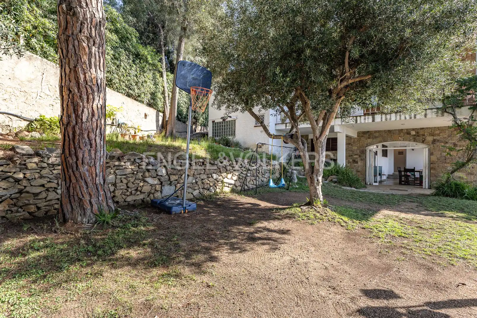 Vista exterior de Apartament de lloguer en Caldes d'Estrac amb Calefacció, Jardí privat i Terrassa