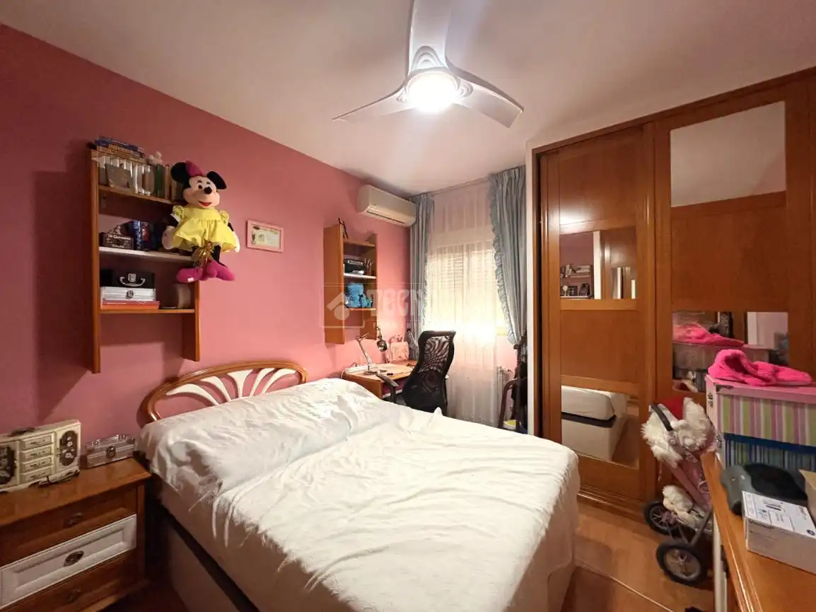 Habitación de Piso en venta en Loeches