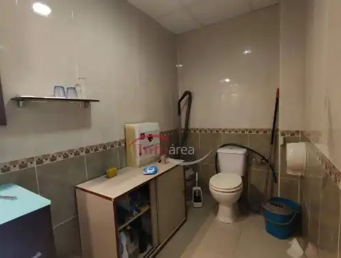 Bathroom of Commercial properties for sale in Valencia