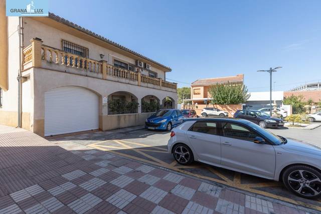 Casa-chalet en Venta en Calle de Vicente Aleixandre en Las Tres Cruces