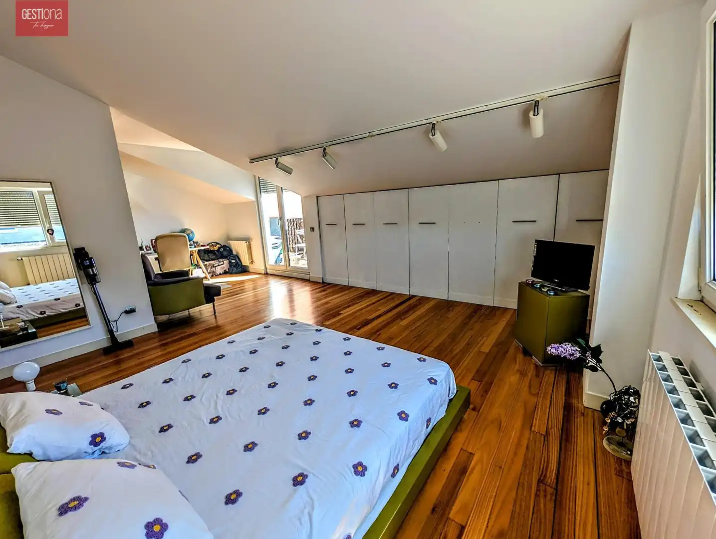 Dormitori de Àtic en venda en Entrambasaguas amb Calefacció i Terrassa