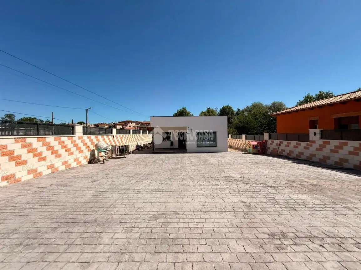 Casa o xalet en venda en Galápagos amb Calefacció, Jardí privat i Terrassa