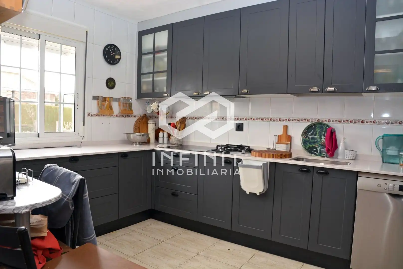 Casa adosada en venta en Villanueva de la Torre