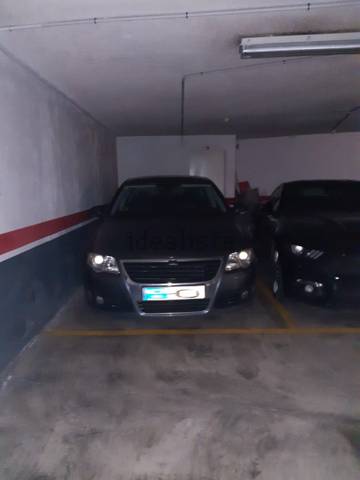 Garaje en Alquiler en Barrio de Benicalap