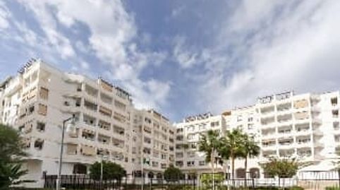 Foto 2 von Wohnung zum Verkauf in Calle Pío Baroja, 8, Rodeo Alto - Guadaiza - La Campana, Marbella