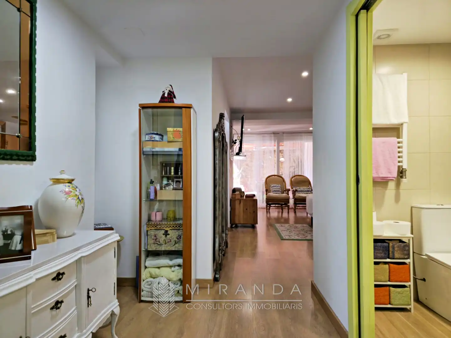 Casa adosada de alquiler con opción a compra en Breda con Aire acondicionado, Calefacción y Parquet