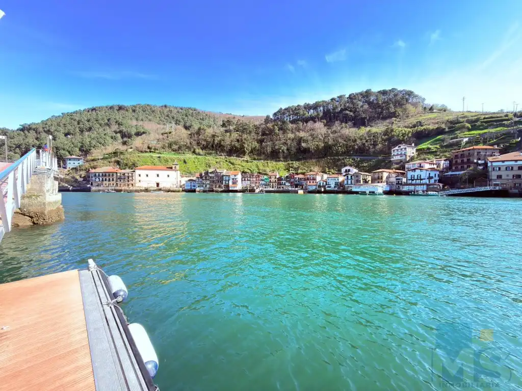 Vista exterior de Piso en venta en Pasaia con Amueblado