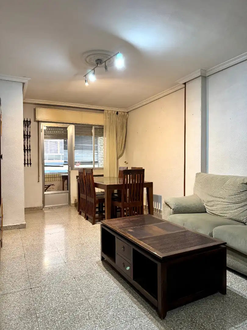 Sala d'estar de Pis en venda en Cáceres amb Calefacció, Terrassa i Moblat