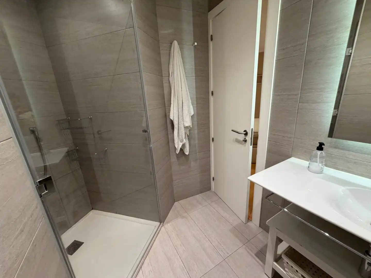 Baño de Piso de alquiler en Valladolid con Calefacción y Amueblado