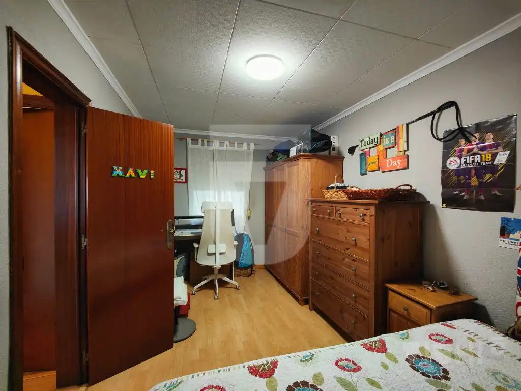 Bedroom of Attic for sale in Montgat  with Air Conditioner, Heating and Parquet flooring