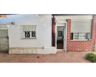 Vista exterior de Casa o xalet en venda en Sant Vicenç de Castellet amb Terrassa