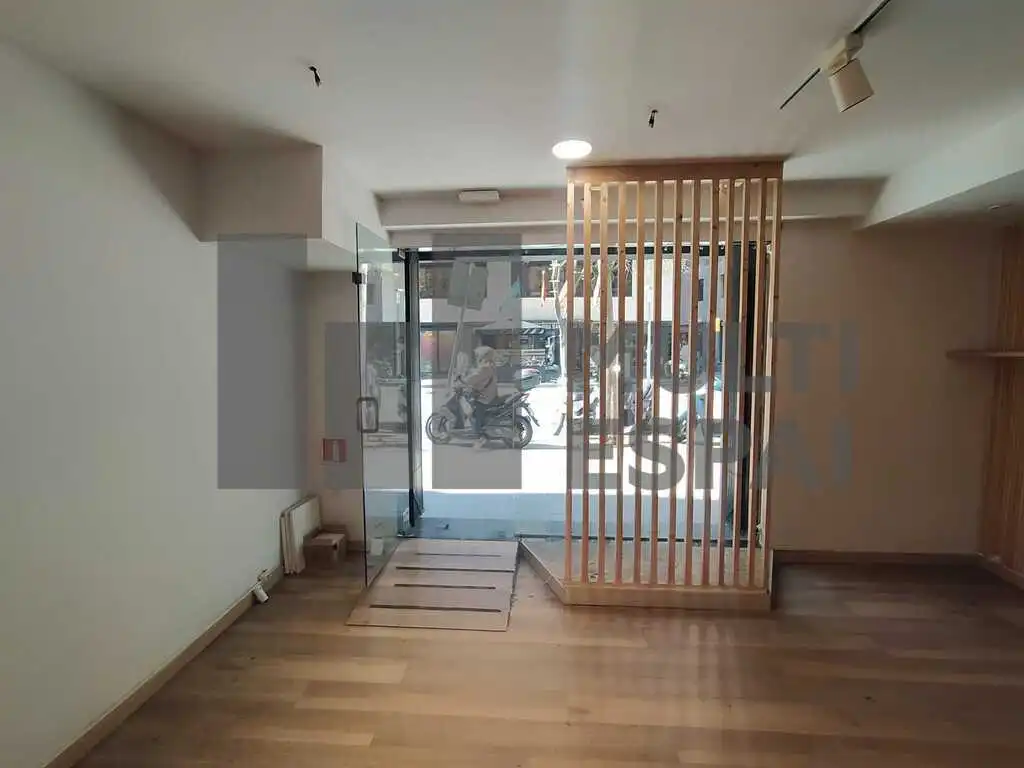 Local de lloguer en  Barcelona Capital amb Aire condicionat