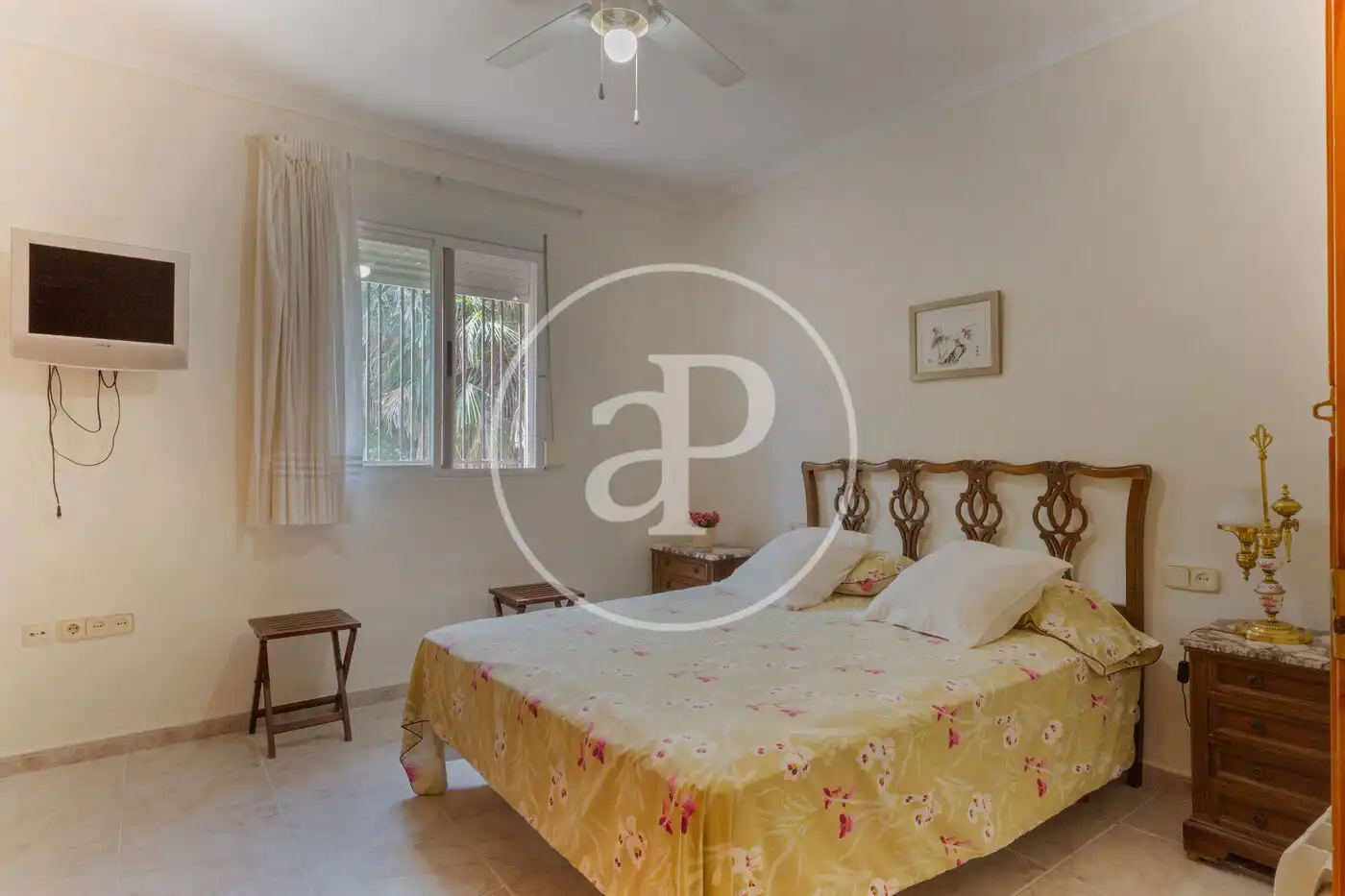 Habitación de Casa o chalet en venta en Paterna con Aire acondicionado, Calefacción y Jardín privado