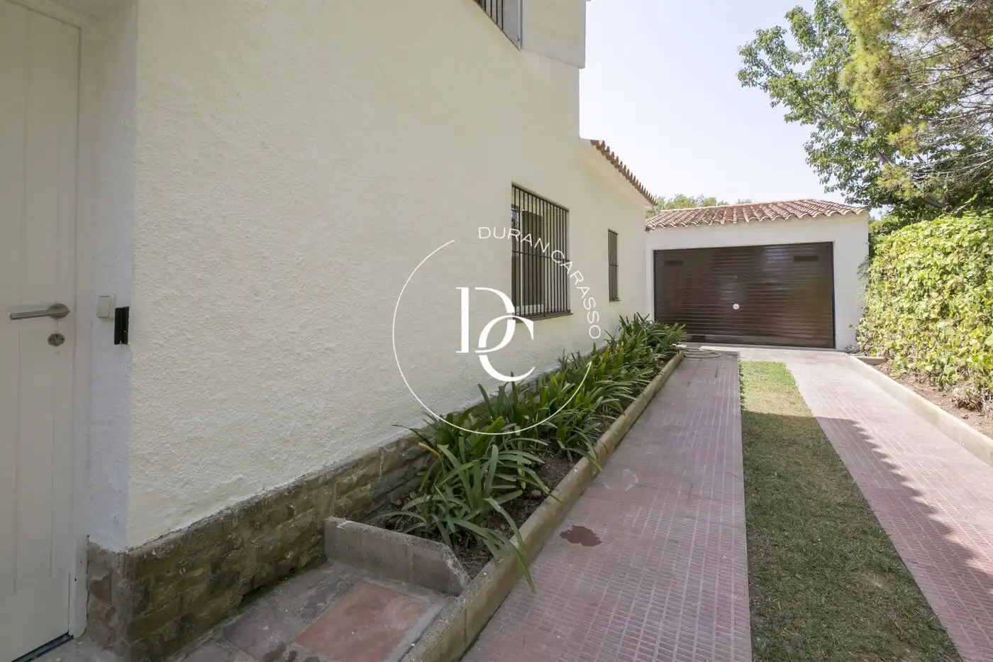 Exterior view of Houses for rent in Sitges  with Heating, Private garden and Terrace