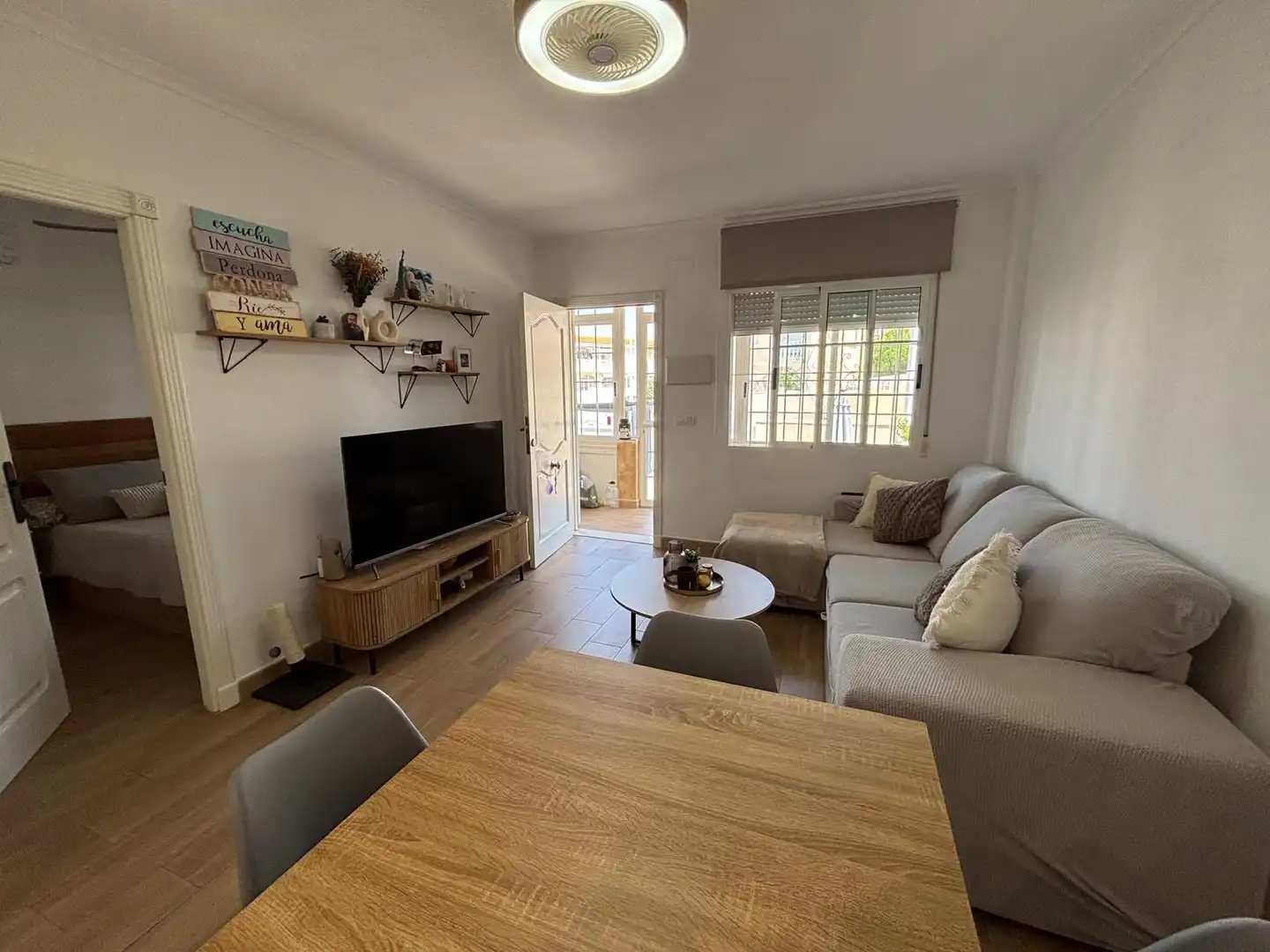 Sala de estar de Casa o chalet en venta en Torrevieja con Jardín privado y Piscina comunitaria