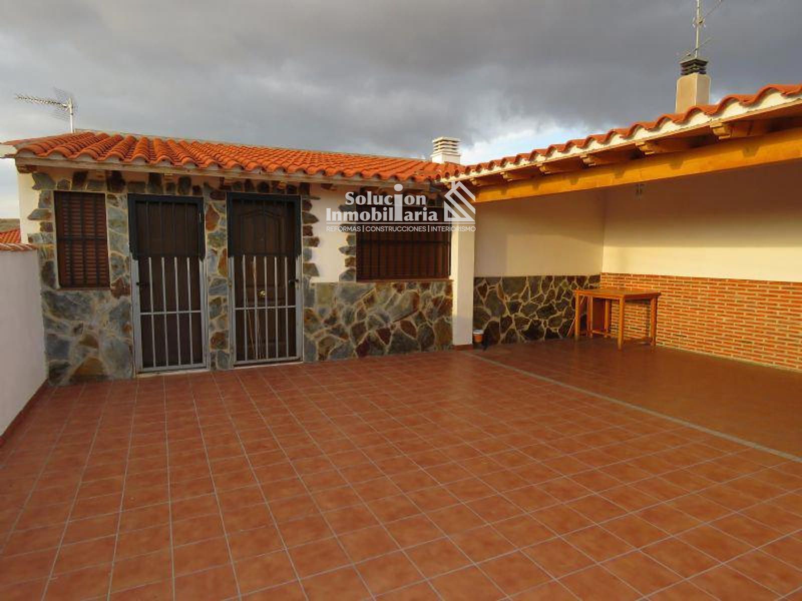 Terraza de Casa o chalet en venta en Miranda de Azán con Calefacción y Amueblado