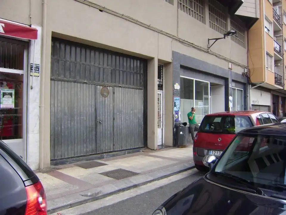 Vista exterior de Local de lloguer en Zaldibar