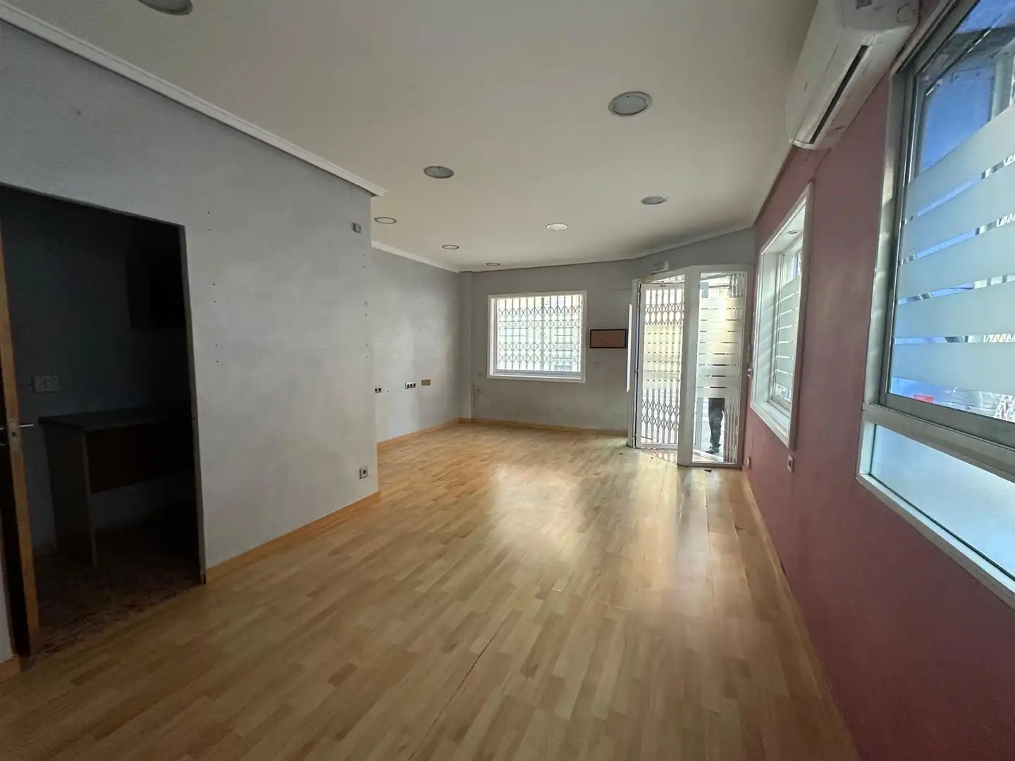 Commercial properties for rent in Zaragoza