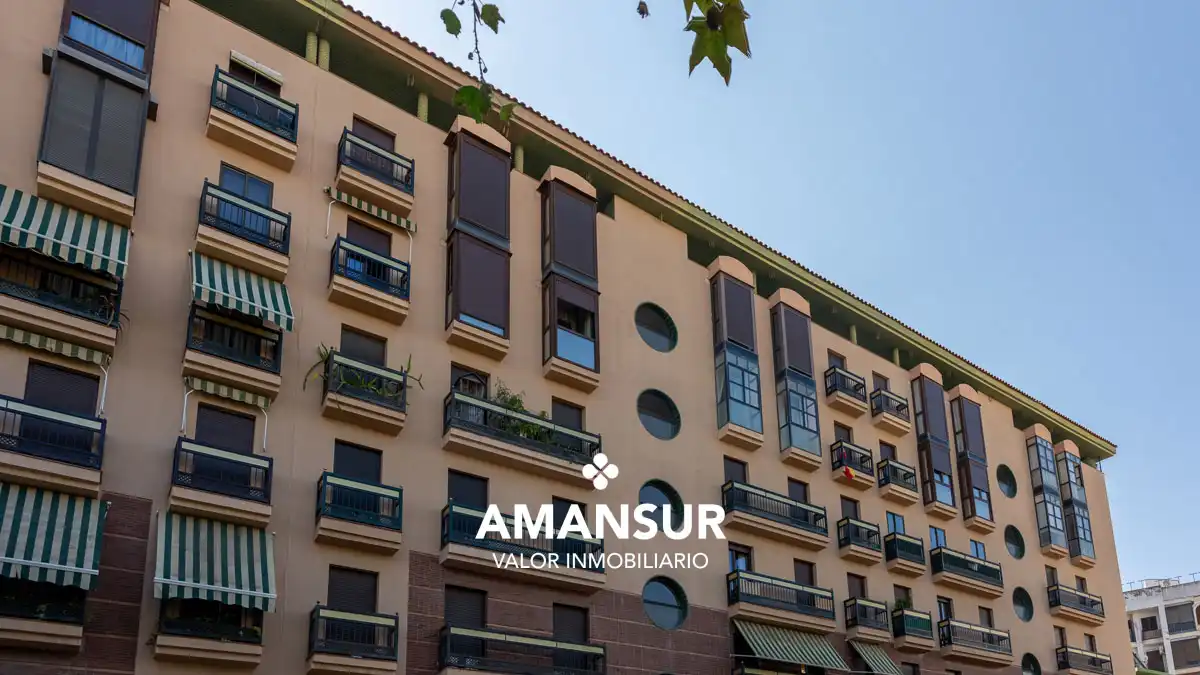 Flat with terrace for sale in Calle Emilio Molero, imagen 7