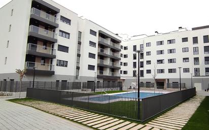 Swimming pool of Flat for sale in Valladolid Capital  with Terrace