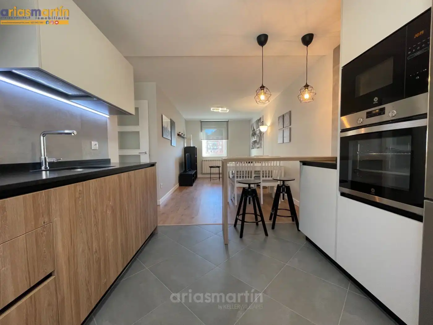 Cocina de Piso de alquiler en Salamanca con Calefacción, Amueblado y Horno