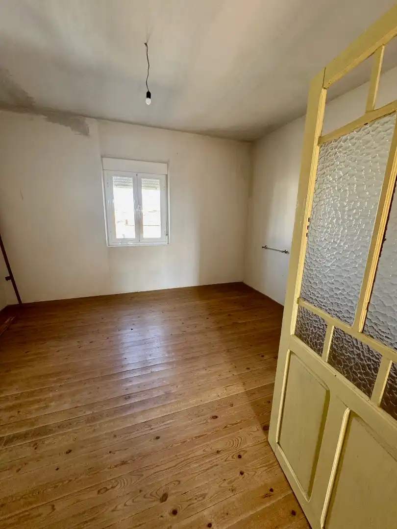 Dormitori de Casa o xalet en venda en Cervatos de la Cueza amb Calefacció, Jardí privat i Terrassa