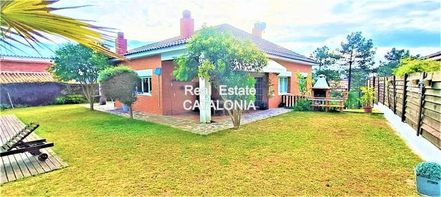 Casa-chalet en Venta en Lloret Blau - La Creu de Lloret