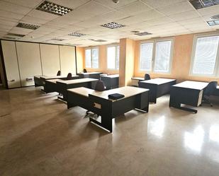 Oficina en venda en  Sevilla Capital amb Moblat i Alarma