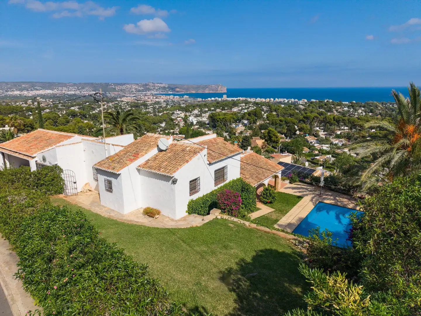 Exterior view of Houses for sale in Jávea / Xàbia  with Heating, Private garden and Terrace
