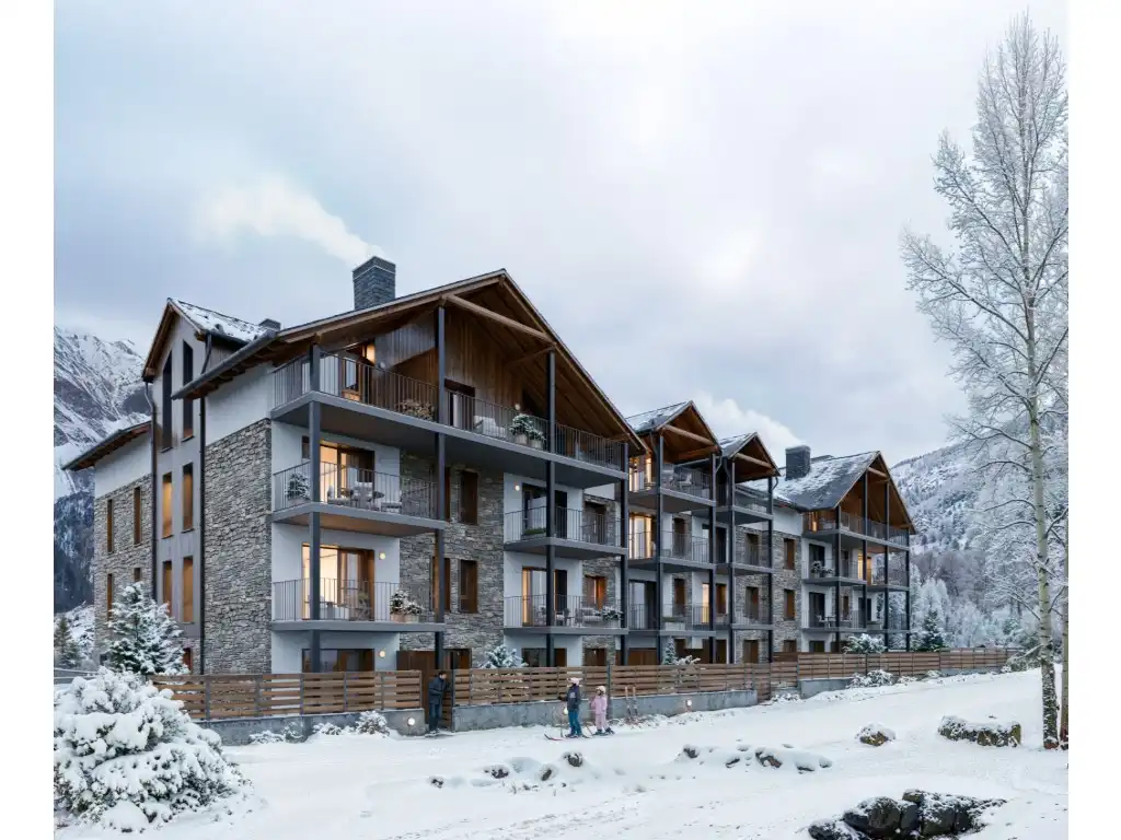 Vista exterior de Apartamento en venta en Benasque con Terraza