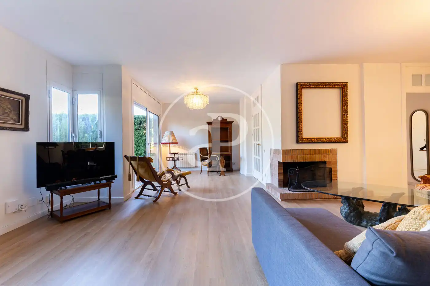 Living room of Detached homes for sale in Sant Cugat del Vallès  with Air Conditioner, Heating and Private garden