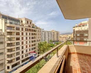 Außenansicht von Wohnungen zum verkauf in  Palma de Mallorca mit Klimaanlage, Terrasse und Balkon