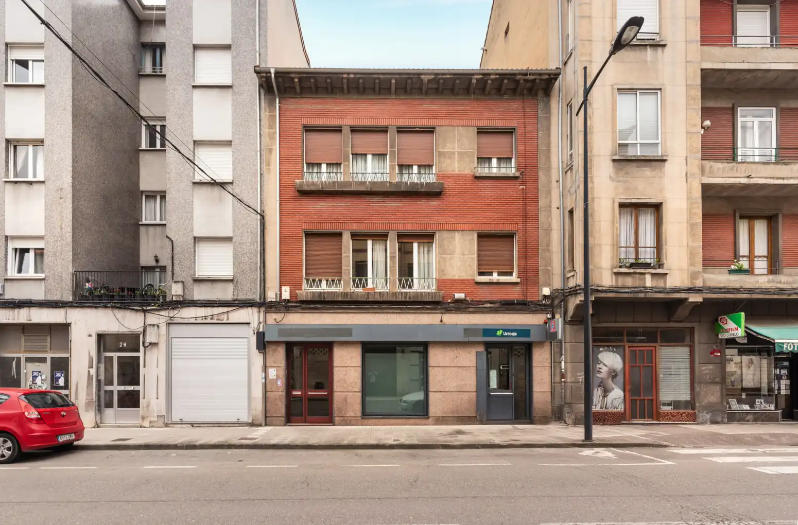 Vista exterior de Pis en venda en Mieres (Asturias) amb Calefacció