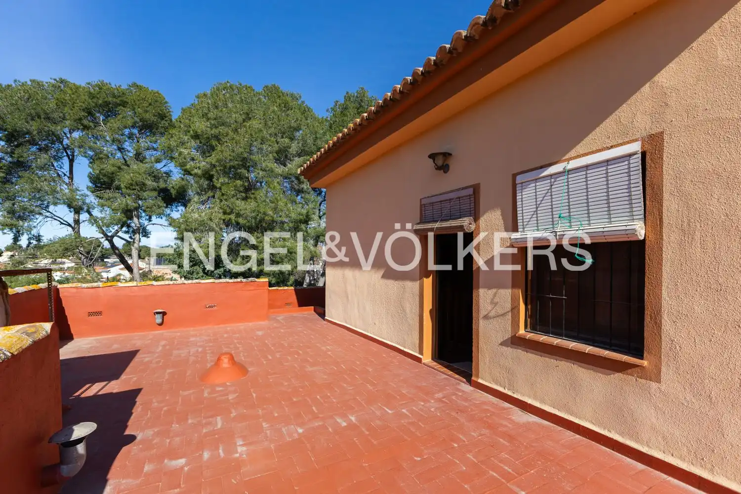 Terraza de Casa o chalet en venta en Paterna con Aire acondicionado, Calefacción y Jardín privado