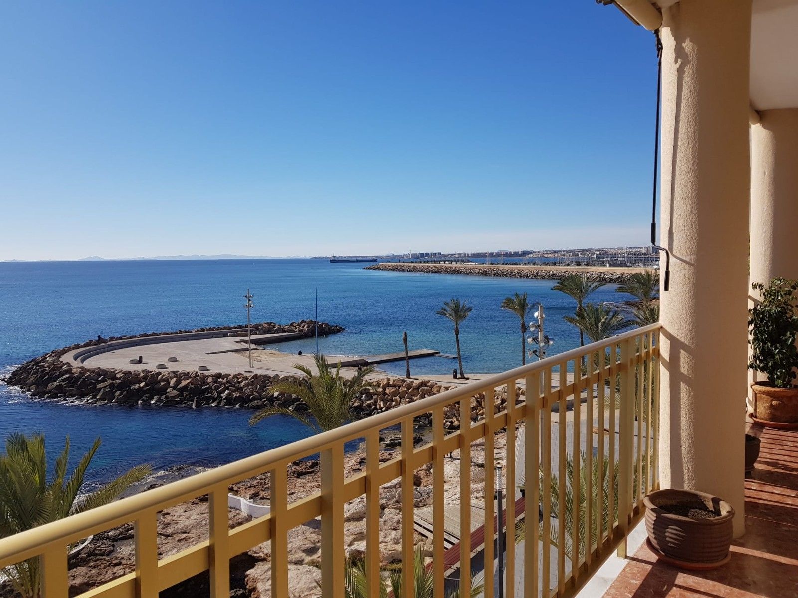 Flat for sale in Torrevieja  with Air Conditioner, Heating and Private garden