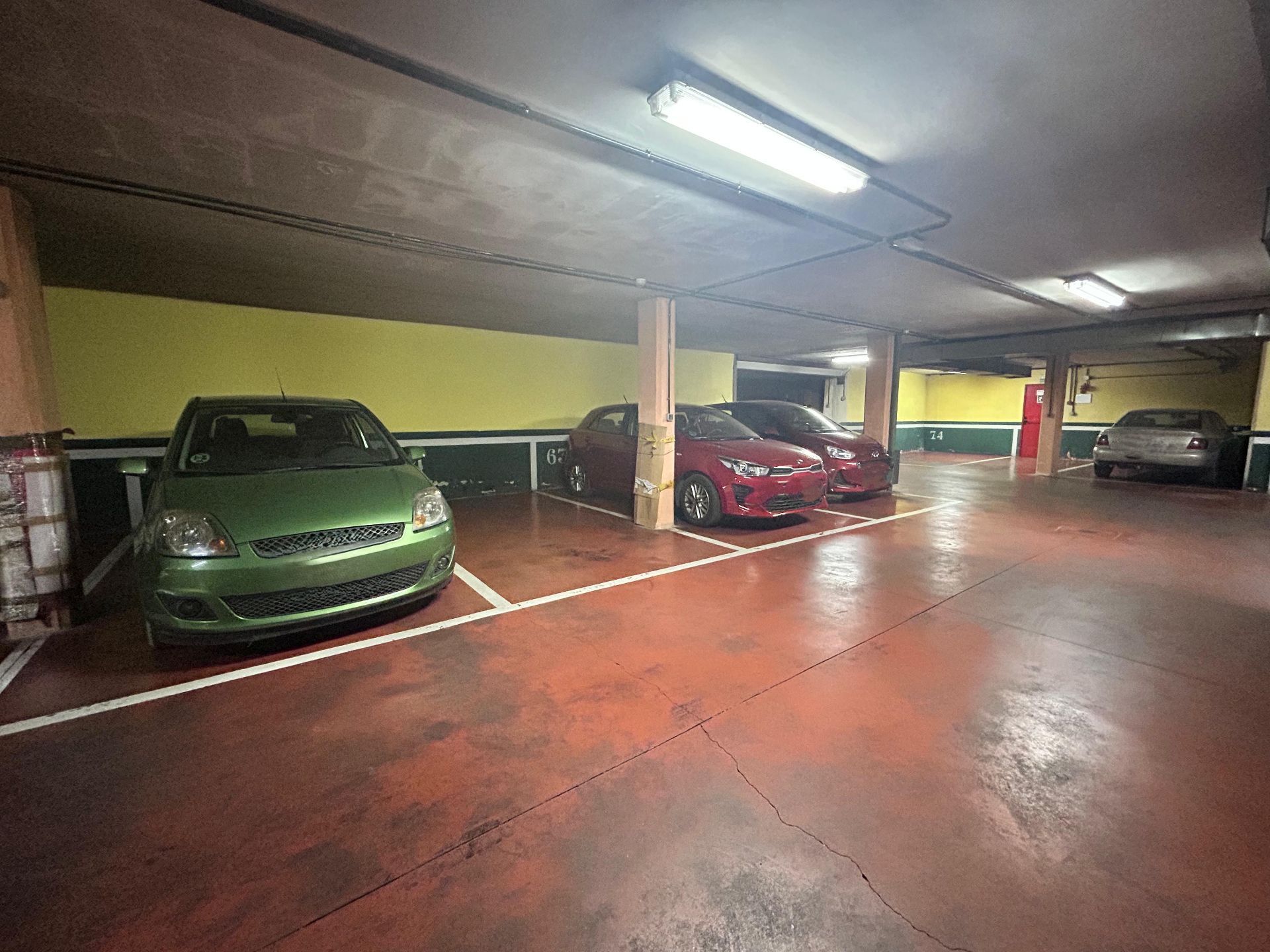 Parkplatz von Garage miete in Getafe