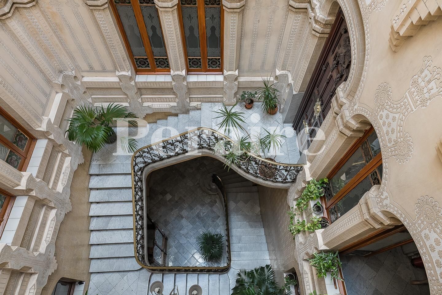 Planta baixa en venda en  Barcelona Capital amb Aire condicionat, Terrassa i Balcó