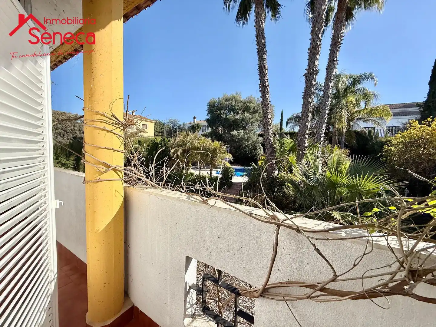 Vista exterior de Casa o xalet en venda en Alcolea amb Aire condicionat, Calefacció i Terrassa