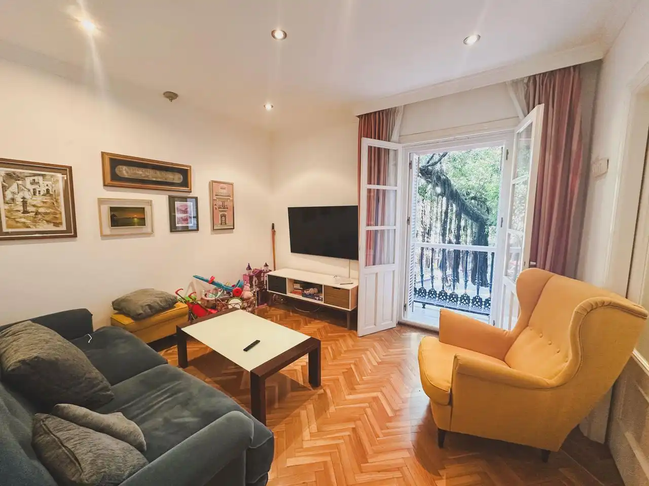 Sala d'estar de Pis en venda en Cádiz amb Aire condicionat, Calefacció i Parquet