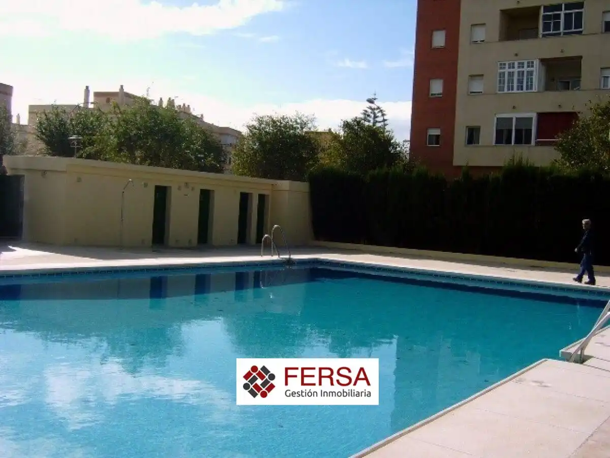 Pis amb piscina de lloguer a Vistahermosa - Fuentebravía