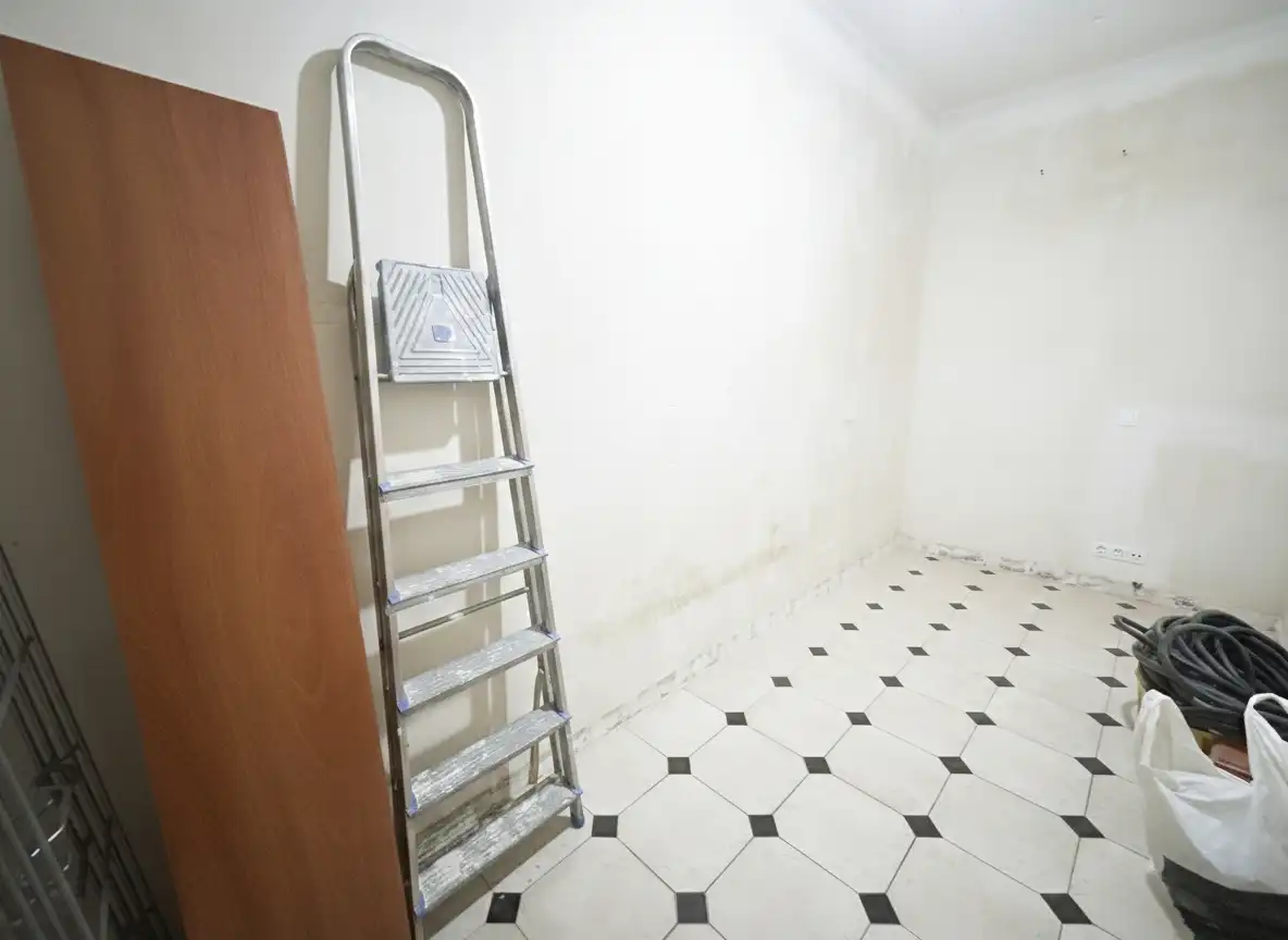 Piso en venta en L'Hospitalet de Llobregat con Aire acondicionado
