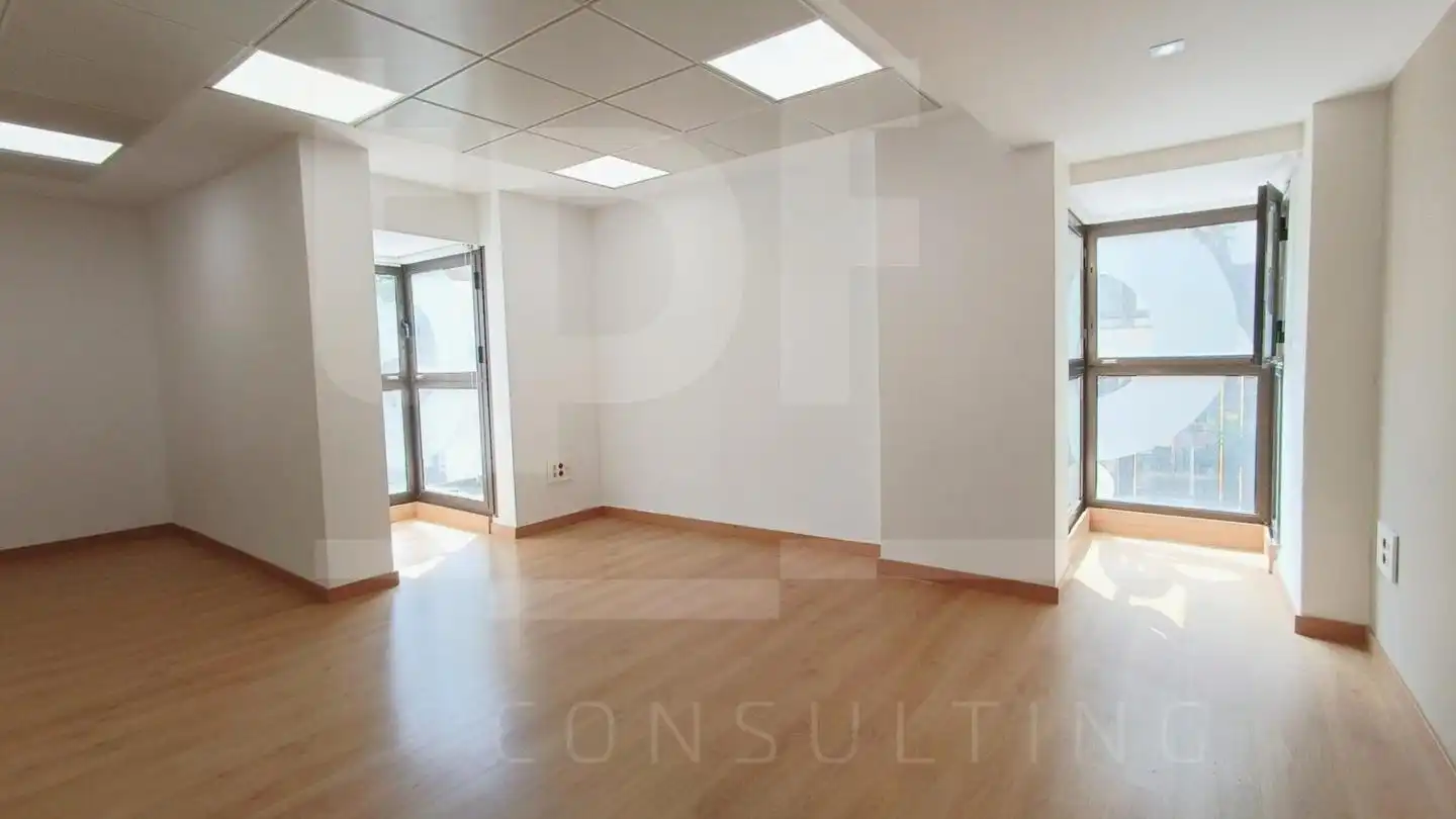 Office space with lift to rent in Del Poeta Querol, imagen 8