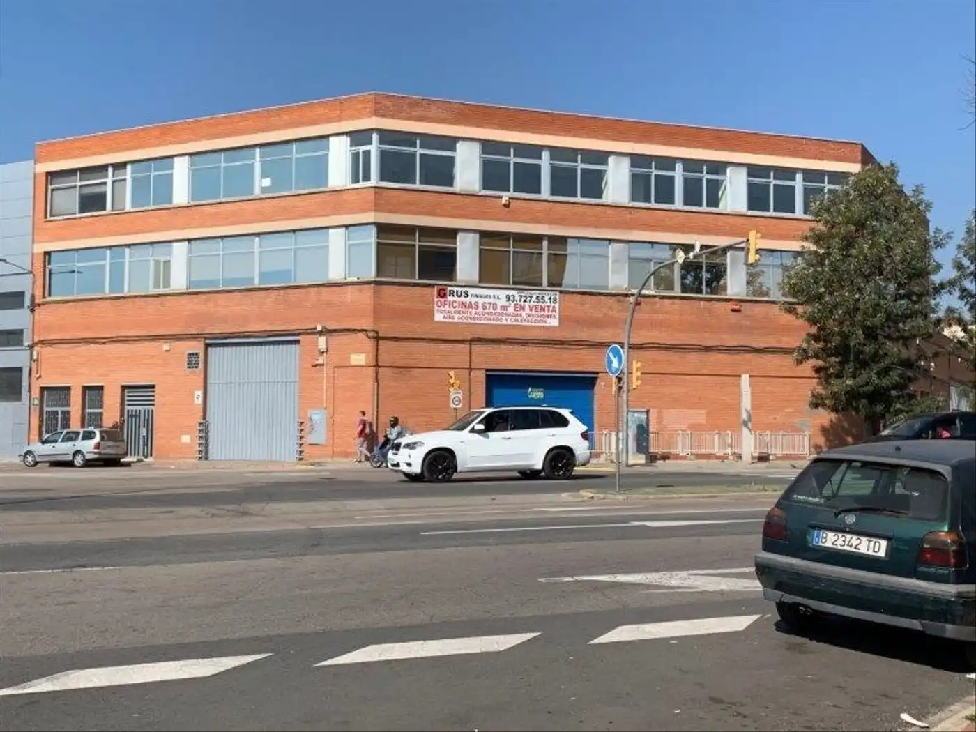 Vista exterior de Oficina de lloguer en Sabadell amb Aire condicionat, Calefacció i Traster