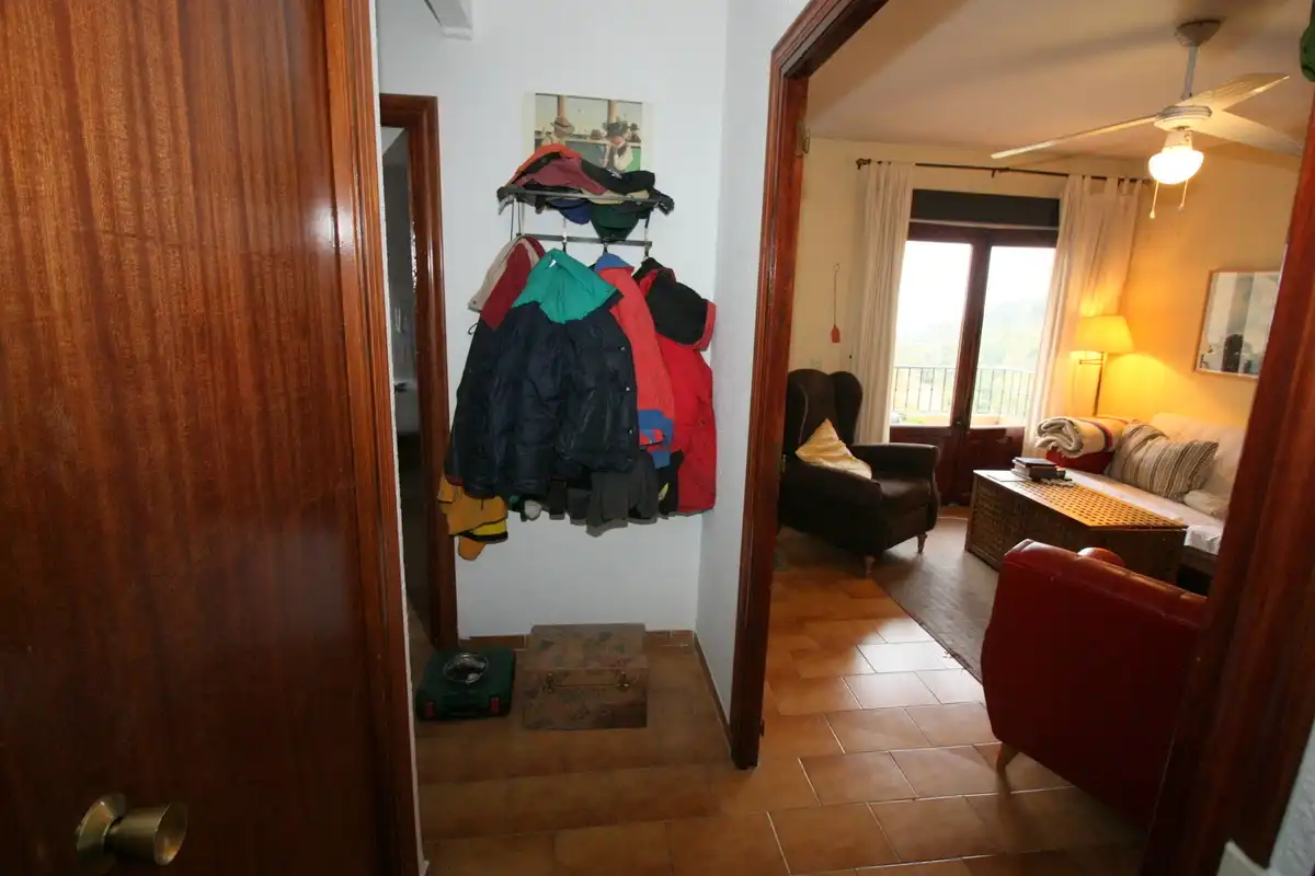 Piso en venta en Cuevas del Valle con Calefacción, Amueblado y Balcón
