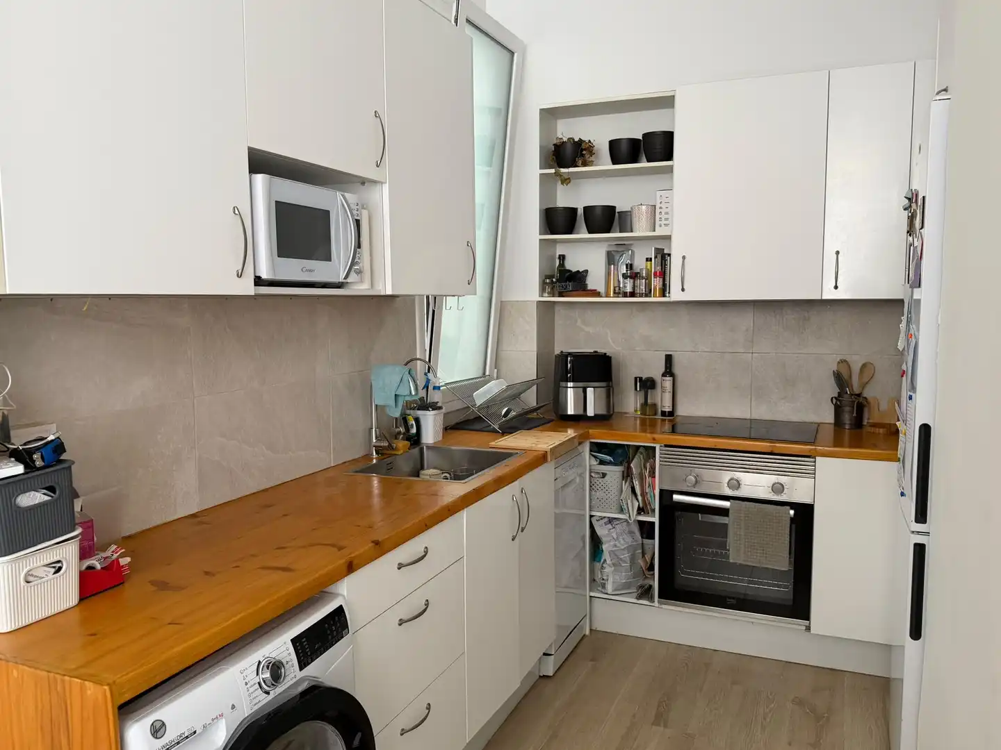 Kitchen of Flat for sale in L'Hospitalet de Llobregat
