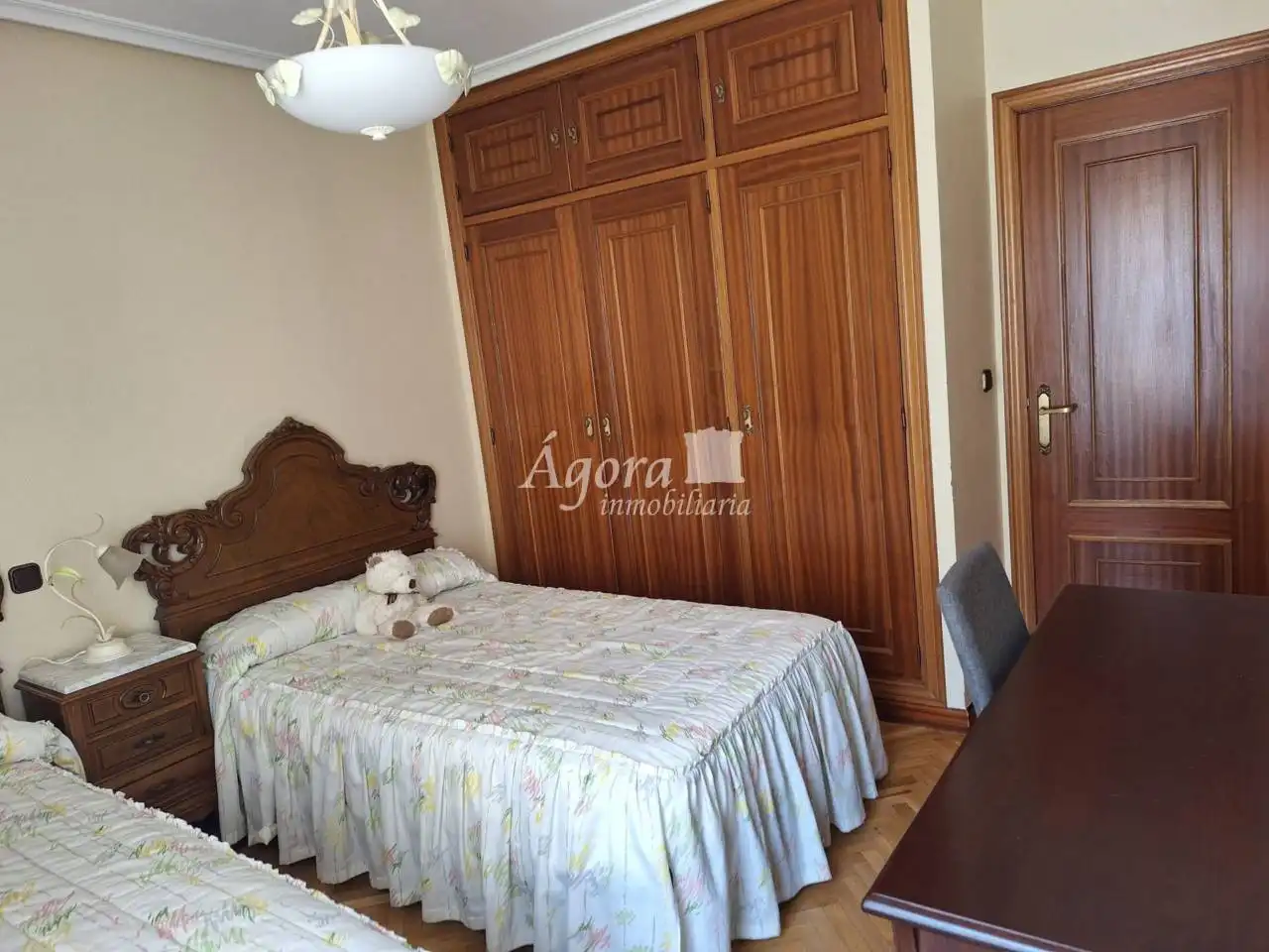 Dormitori de Pis en venda en Valladolid amb Calefacció, Parquet i Terrassa