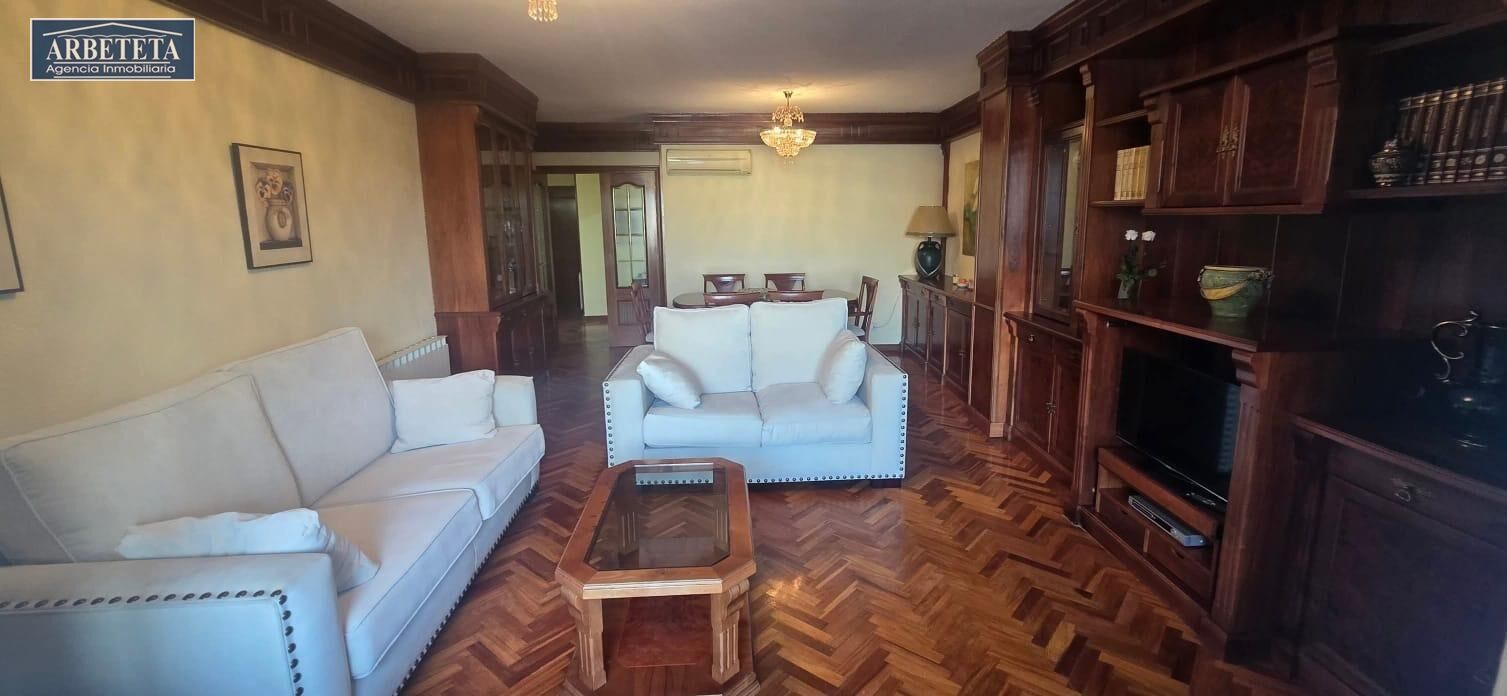 Living room of Flat for sale in Guadalajara Capital  with Air Conditioner, Heating and Parquet flooring