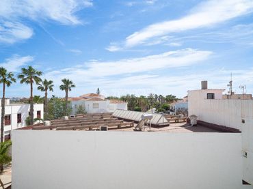 Maison jumelée avec balcon à vendre à Centro