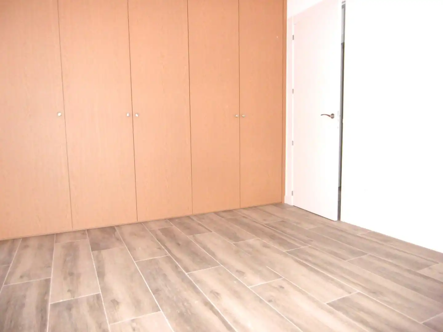 Schlafzimmer von Erdgeschoss zum Verkauf in Valladolid mit Klimaanlage und Heizung