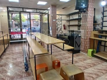 Local comercial en alquiler en Oeste
